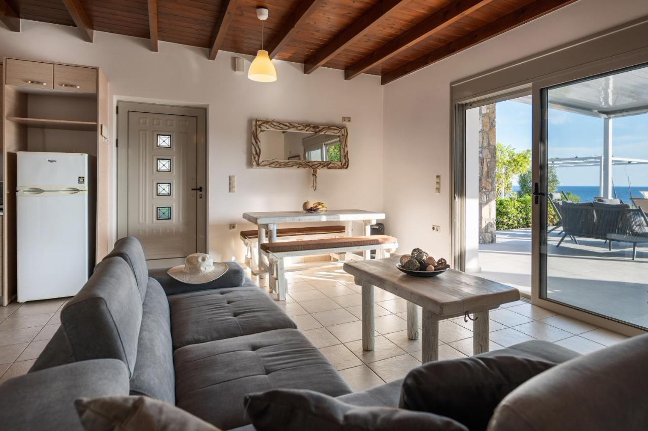 Achlia Beach Villa Εξωτερικό φωτογραφία